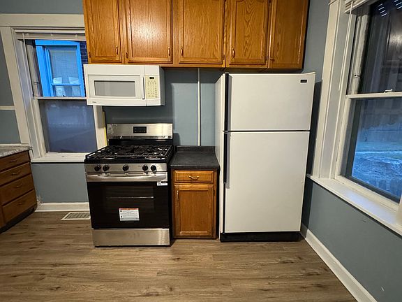 4th image of 4458 Neosho St