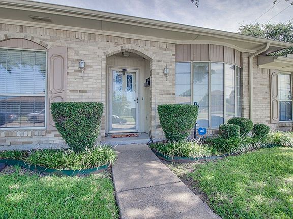 5th image of 4641 Burdock Dr