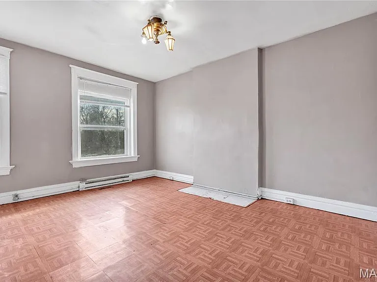 2207 Angelica St — Photo 11