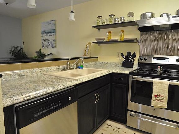 4th image of 3024 Bonaventure Cir APT 203