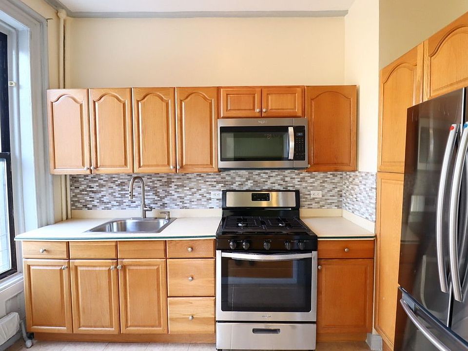 1st image of 621 Saint Marks Ave #2B