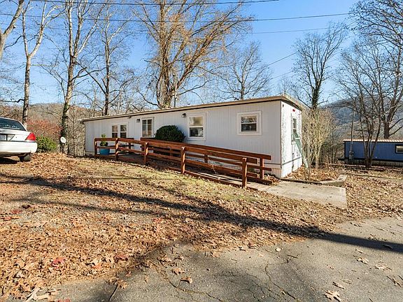 5th image of 75 Summer Cir