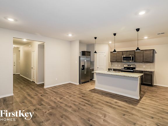 3rd image of 3113 Parsons St