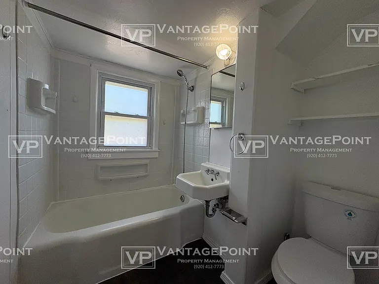1163 McCormick St — Photo 12
