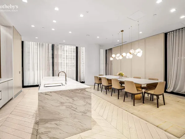 138 East 50th Street image 9 of 15