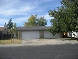 1st image of 2557 Plantation Pl
