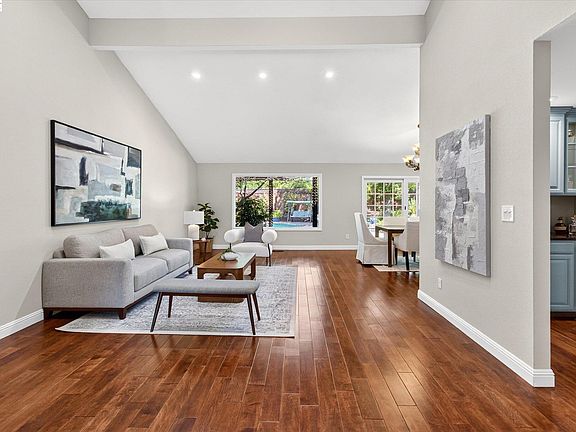 5th image of 1768 Oro Valley Cir