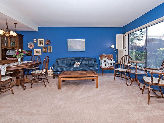 3rd image of 20128 Cohasset St
