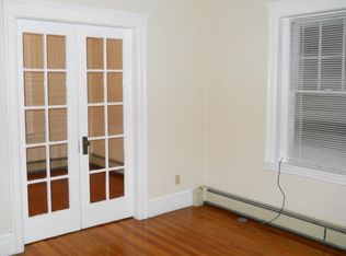 314 Spring St APT 5, Portland, ME 04102