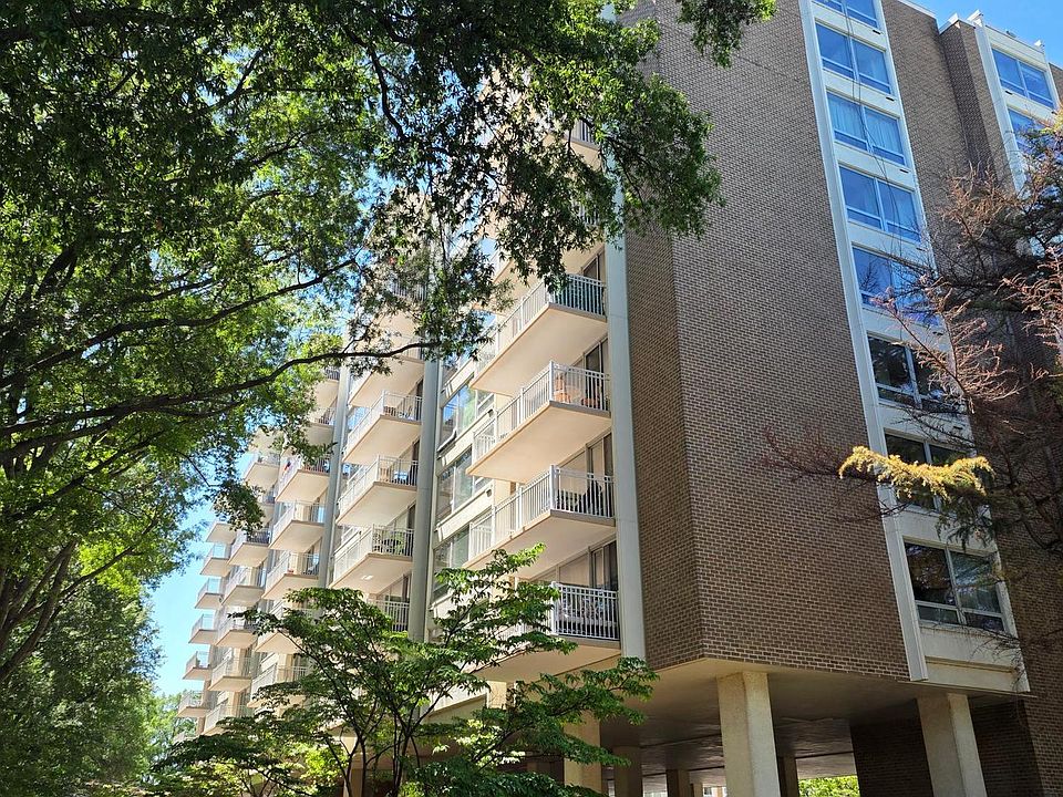 1st image of 1435 4th St SW APT B617