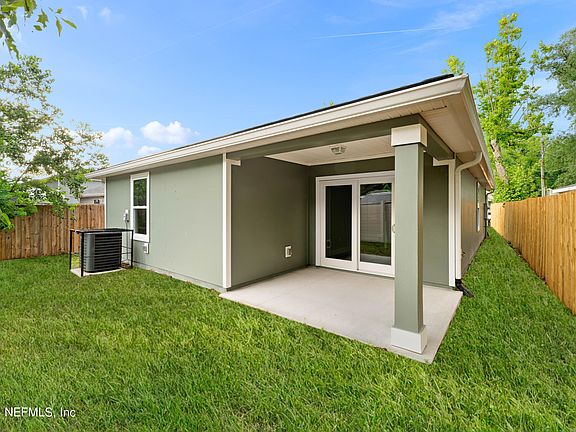 2nd image of 2082 MCQUADE Street