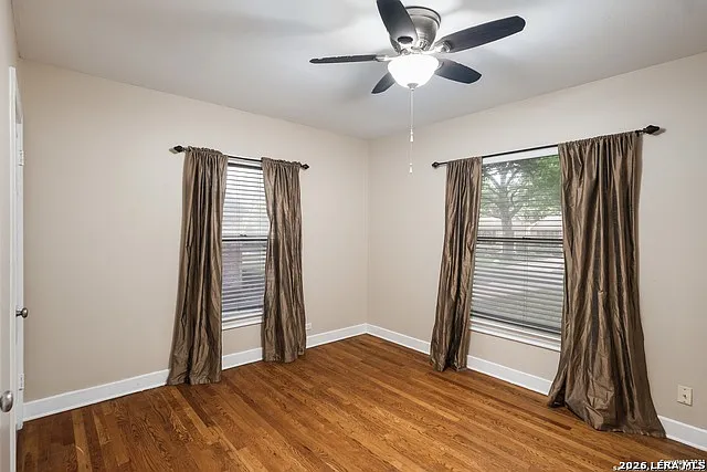167 E Edgewood Pl — Photo 10