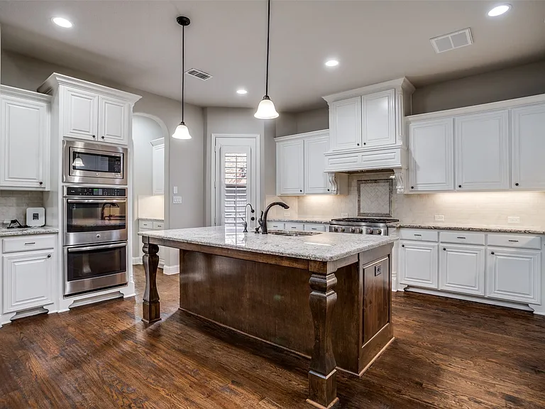 1071 Jennala Dr — Photo 10