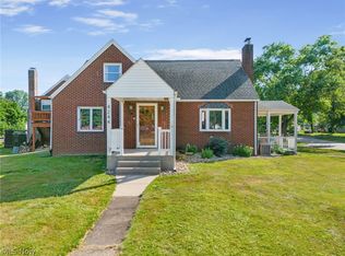 4244 Laffer Sq, Sandyville, OH 44671
