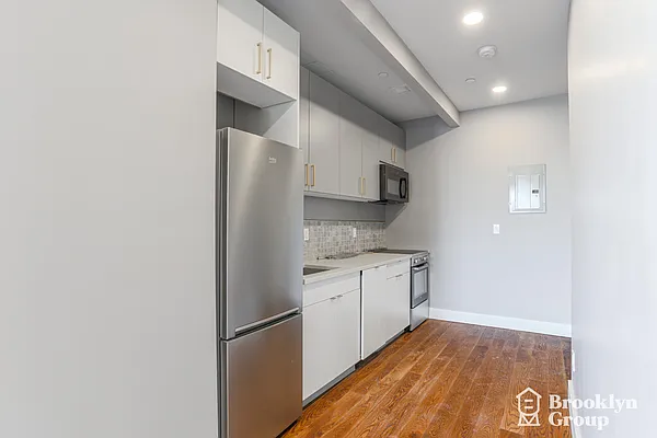 Rented by Brooklyn Group | media 13