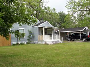 709 Blair St, West Columbia, TX 77486
