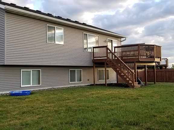 3rd image of 1409 3rd St SW