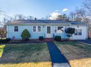 18 Dana Park, Hopedale, MA 01747