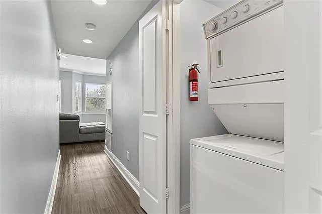 1436 Lake Ave #C — Photo 8