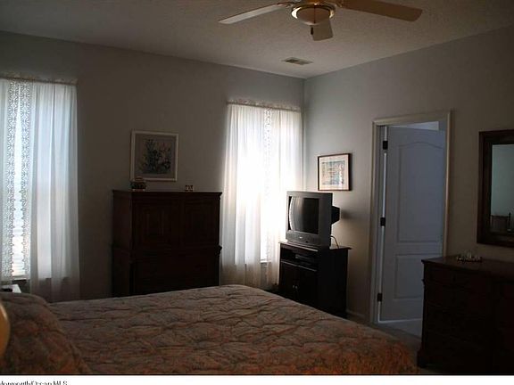 4th image of 25 Evergreen Springs Drive