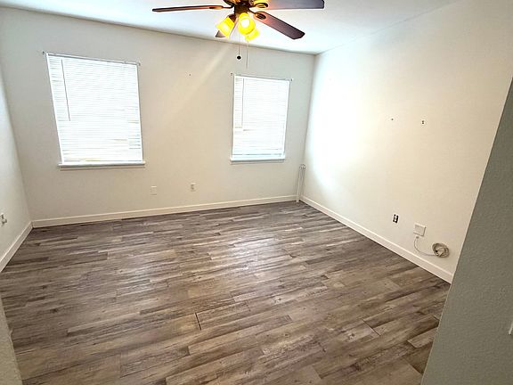 4th image of 6601 121st Ave