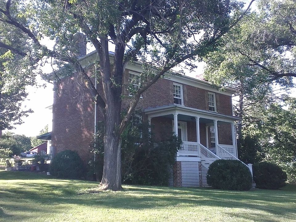 1st image of 21 Boy Scout Ln