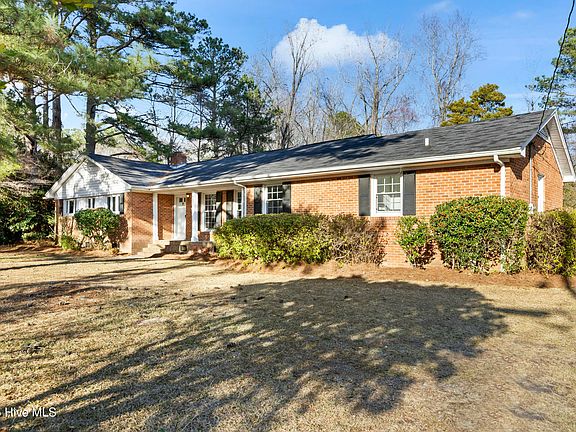3rd image of 107 St. Andrews Drive