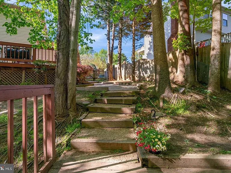 5 Lee Ct — Photo 47