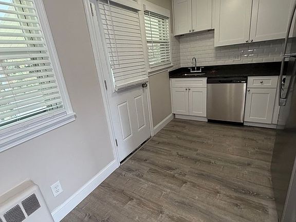 5th image of 102 Shawomet Ave #Fbbd16628