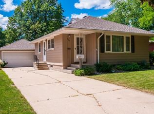 1447 15th Ave NW, Rochester, MN 55901