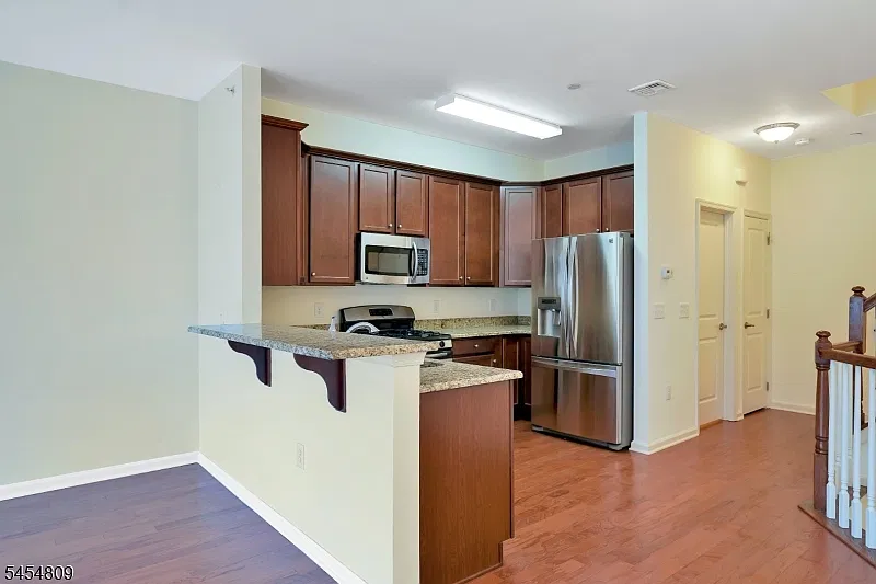 3 bed, 2.5 bath, $3,600 — Photo 3