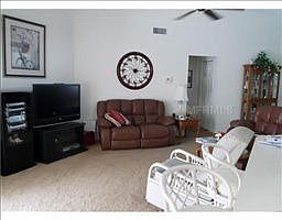 4th image of 1643 Wakefield Dr