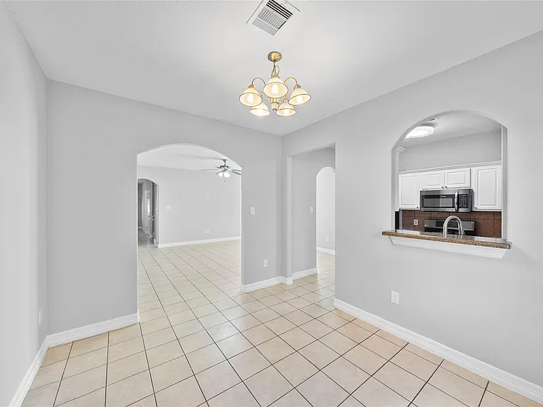 3002 Paige St — Photo 5