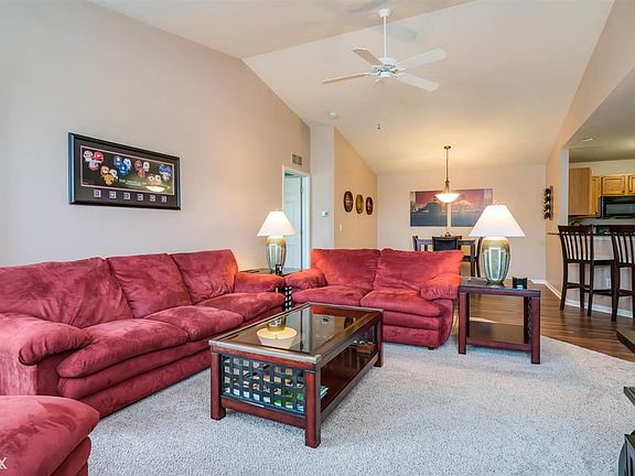 4th image of 15287 Cornell Dr