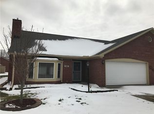 6636 Cobham Ln, Indianapolis, IN