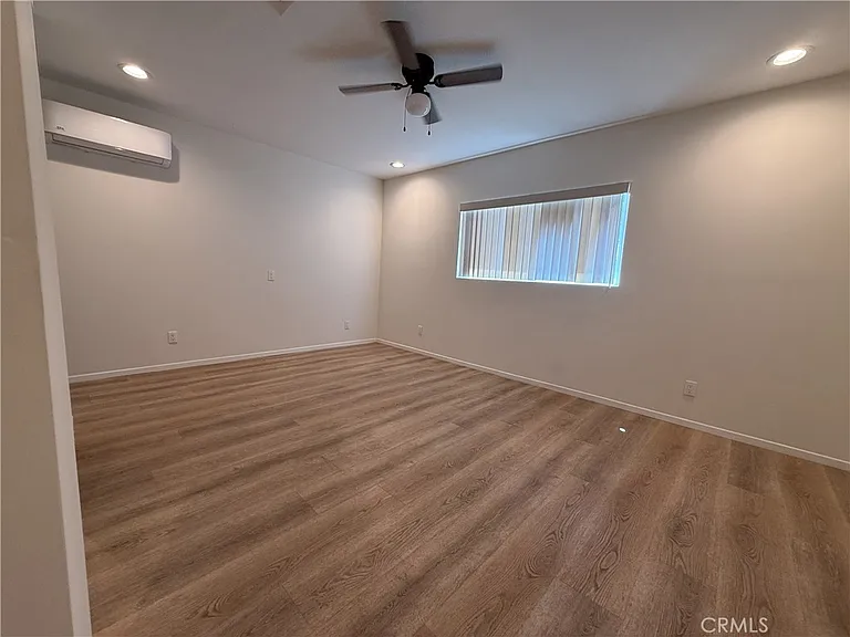 7320 Lindley Ave — Photo 6