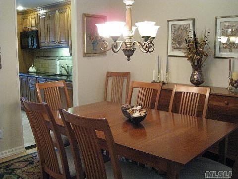 2nd image of 89 Southgate Cir