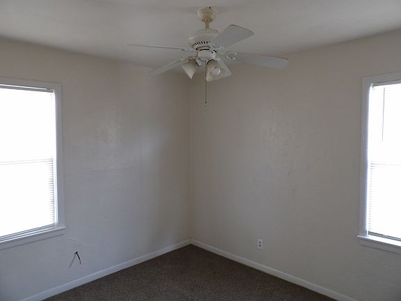 3rd image of 2232 NW 25th St