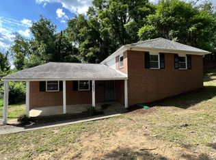 1627 Norris Dr NW, Roanoke, VA 24017