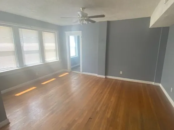 *One Month Free! Charming Historic Apartments Steps From Piedmont Park