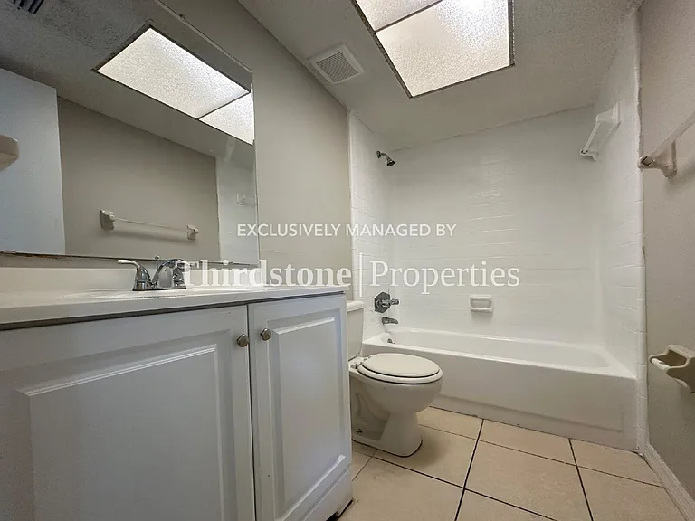 5143 Indian Lakes Ct #2 — Photo 8