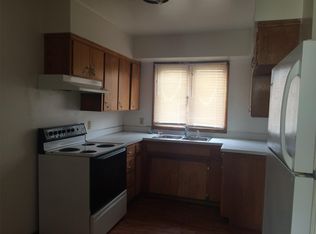 244 Palmer Dr APT A, Waterloo, IA 50702