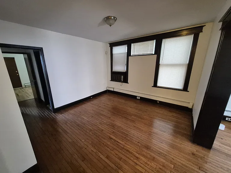 814 Pavonia Ave #1 — Photo 3