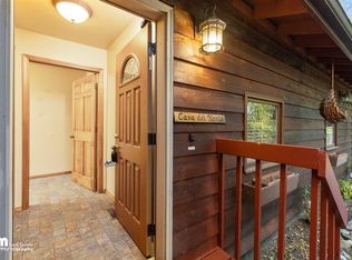 23652 Goliath Dr, Chugiak, AK 99567