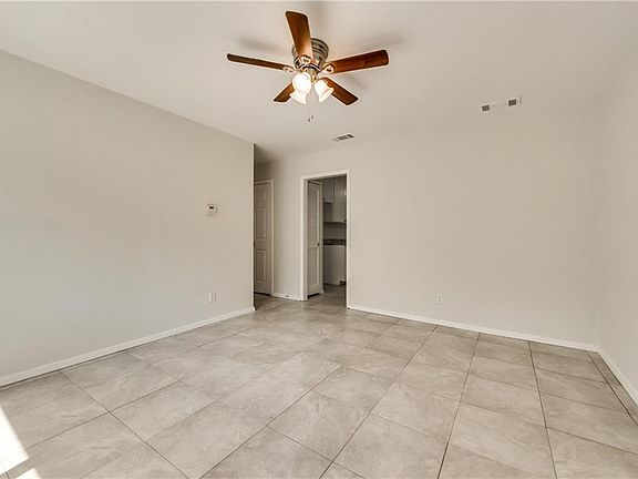 4th image of 3891 Happy Canyon Dr