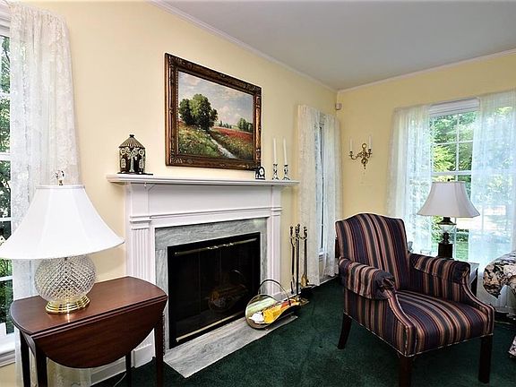 2nd image of 21800 Fairmount Blvd