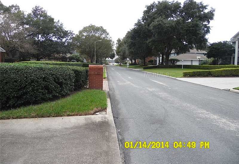 2nd image of 1443 Hollingsworth Oaks Dr