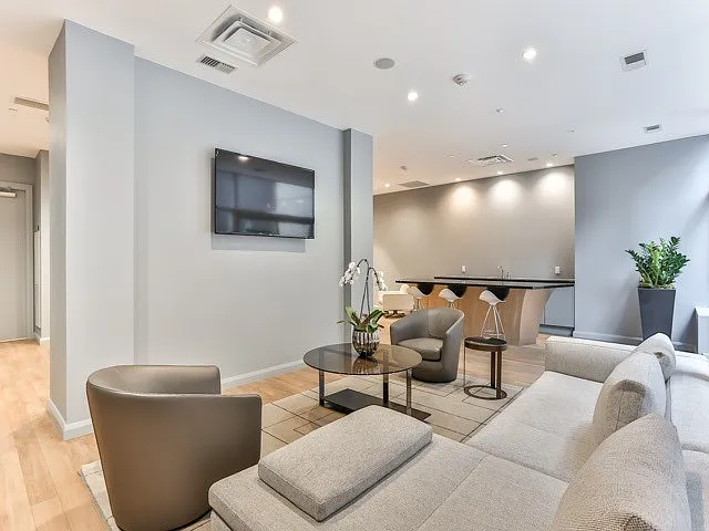 155 Yorkville Ave #2411 — Photo 19