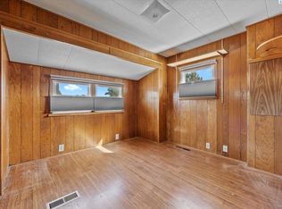 202105 E Bowles Rd, Kennewick, WA 99337