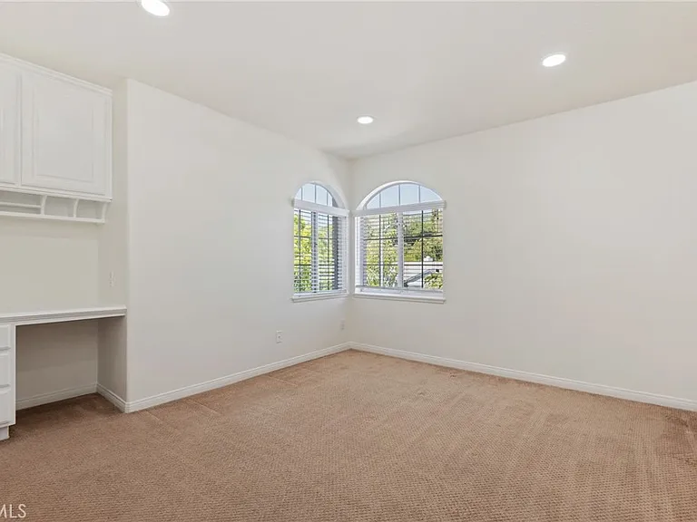 17830 Arvida Dr — Photo 29